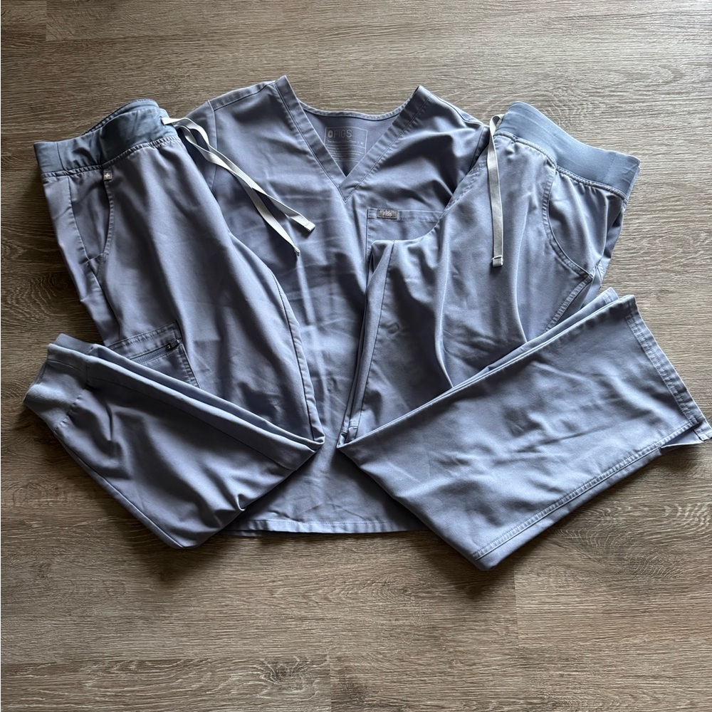 Figs Slate Blue Scrub Set